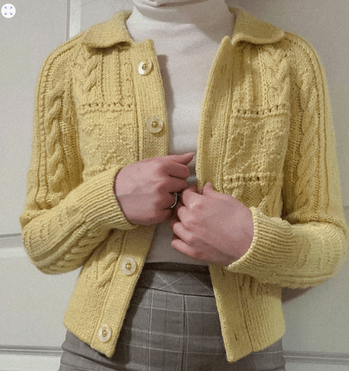 Naturally-Dyed Mitts